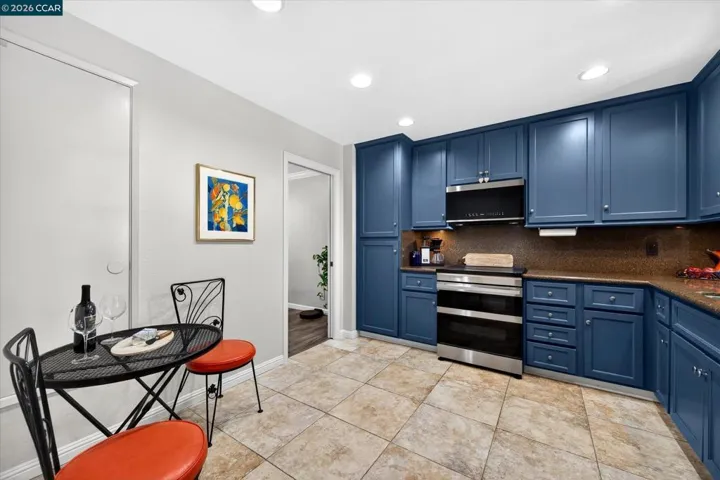 1892 London Dr, Benicia, California 94510