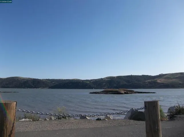 1892 London Dr, Benicia, California 94510