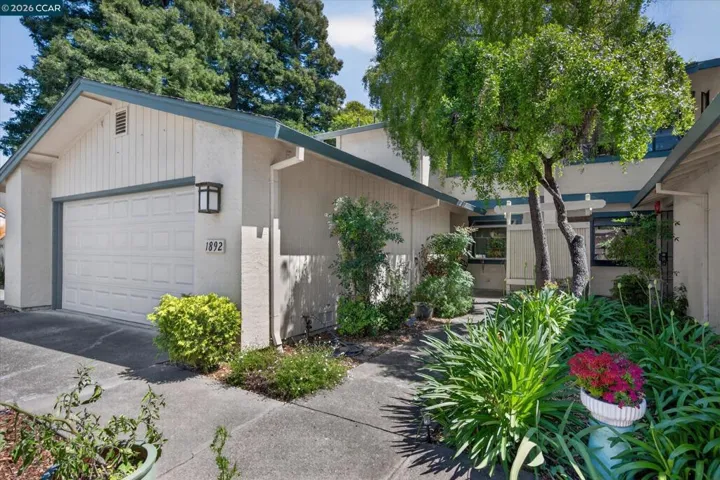 1892 London Dr, Benicia, California 94510