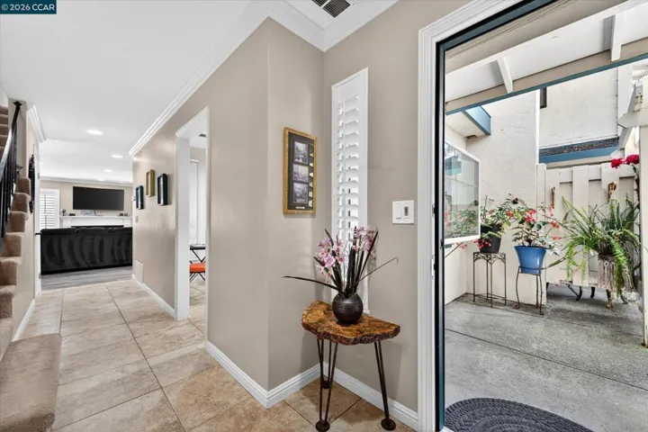 1892 London Dr, Benicia, California 94510