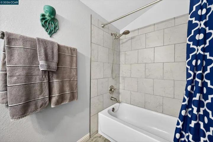 1892 London Dr, Benicia, California 94510