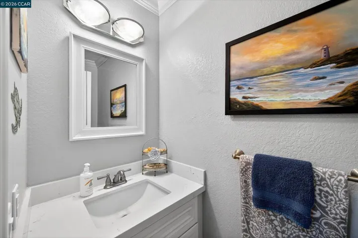 1892 London Dr, Benicia, California 94510
