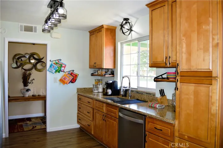 380 Tammy Drive, Atwater, California 95301
