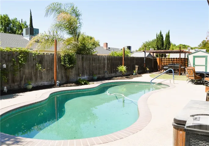 380 Tammy Drive, Atwater, California 95301