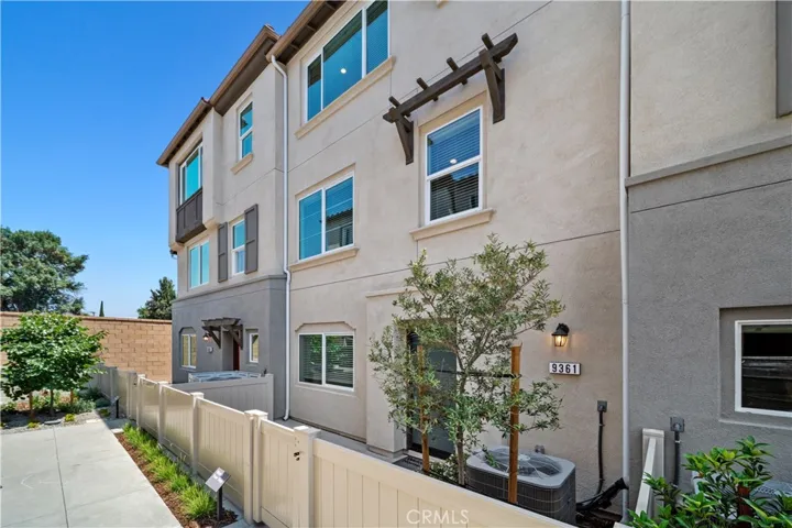 9361 Via Azul, Pico Rivera, California 90660