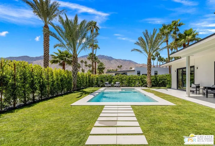 2020 E Amado Road, Palm Springs, California 92262