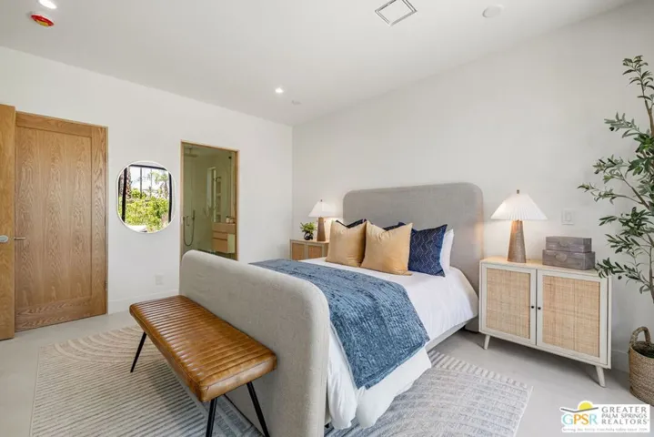 2020 E Amado Road, Palm Springs, California 92262