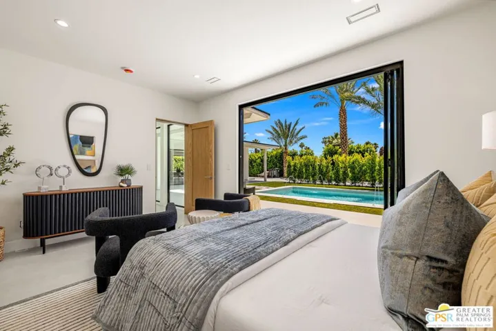 2020 E Amado Road, Palm Springs, California 92262