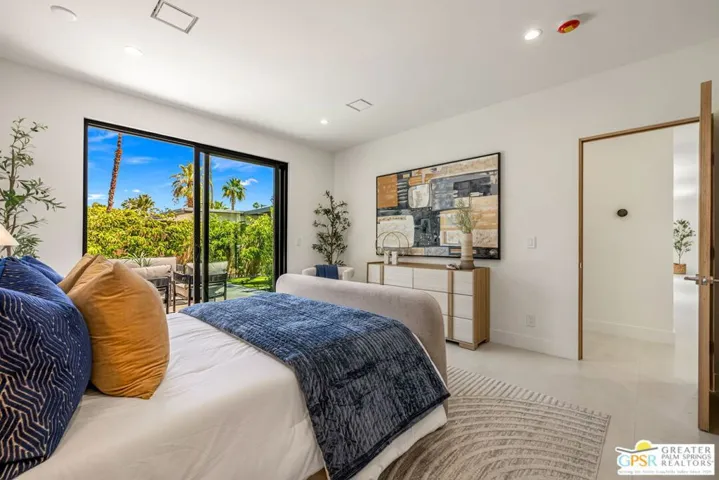 2020 E Amado Road, Palm Springs, California 92262