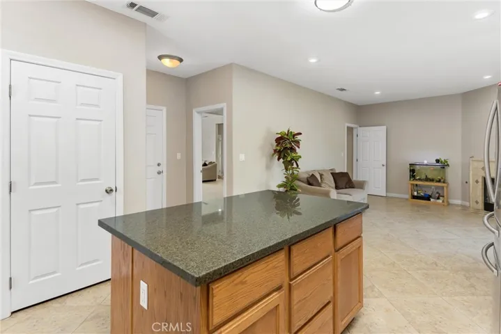 10755 Geronimo, Bloomington, California 92316