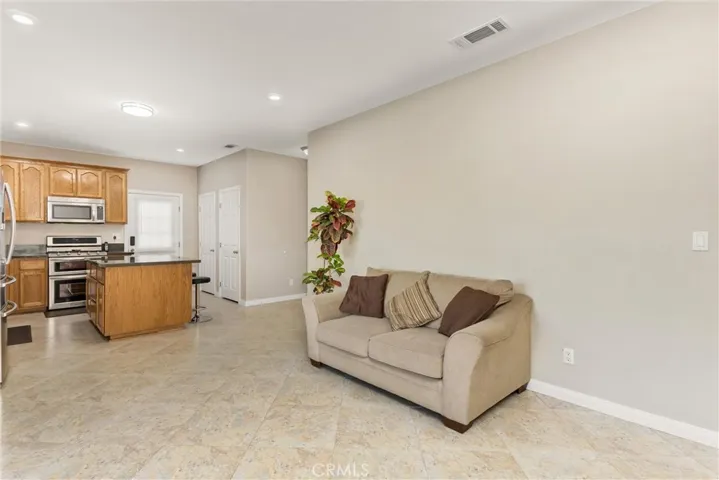 10755 Geronimo, Bloomington, California 92316