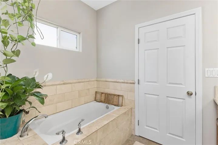 10755 Geronimo, Bloomington, California 92316