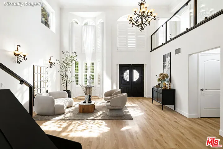 23114 Mariano Street, Woodland Hills, California 91367