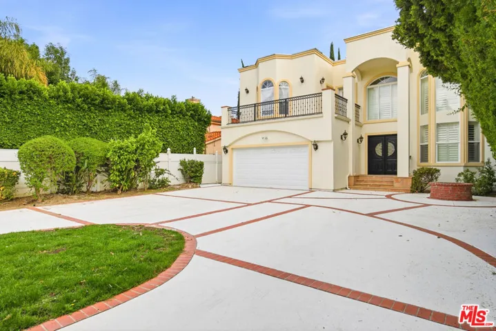 23114 Mariano Street, Woodland Hills, California 91367