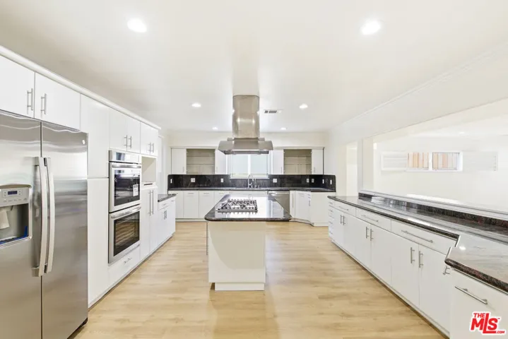 23114 Mariano Street, Woodland Hills, California 91367