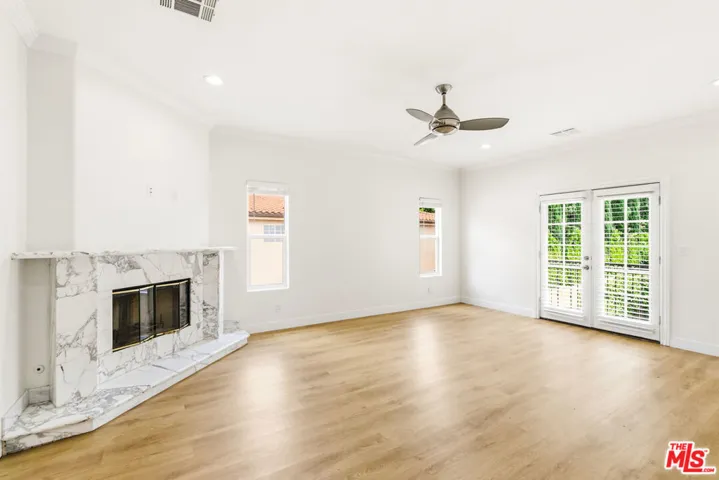 23114 Mariano Street, Woodland Hills, California 91367