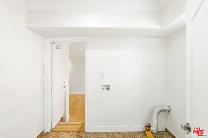 23114 Mariano Street, Woodland Hills, California 91367