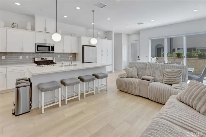 4547 S Grant Paseo, Ontario, California 91762