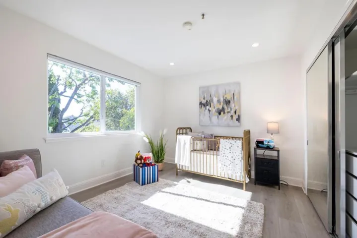 290 Billingsgate Lane, Foster City, California 94404