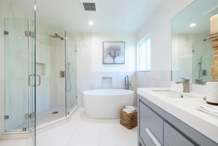 290 Billingsgate Lane, Foster City, California 94404