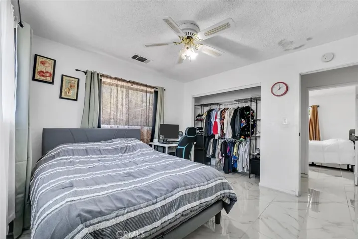 6254 Stanton, Highland, California 92346