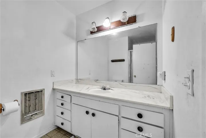 6254 Stanton, Highland, California 92346