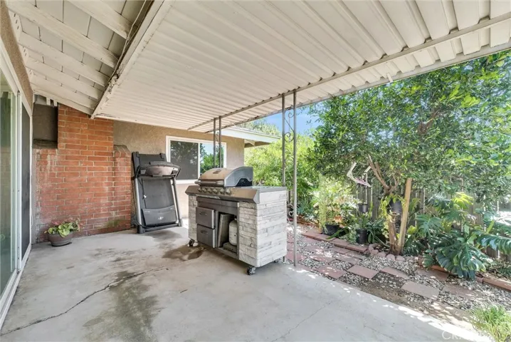 6254 Stanton, Highland, California 92346