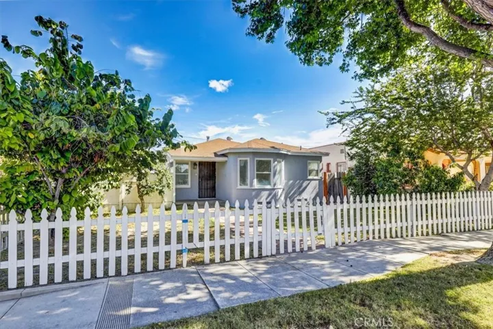 301 E Forhan Street, Long Beach, California 90805