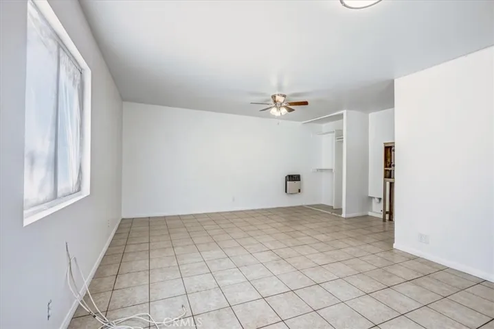 301 E Forhan Street, Long Beach, California 90805