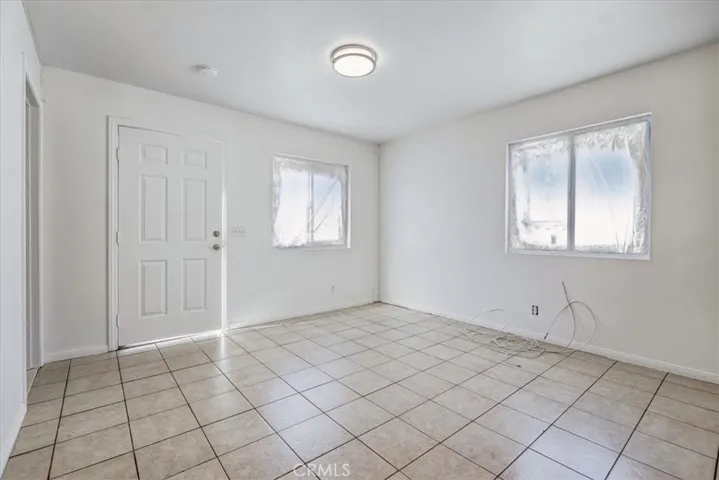 301 E Forhan Street, Long Beach, California 90805
