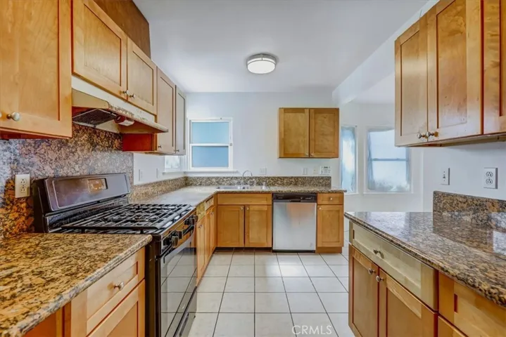 301 E Forhan Street, Long Beach, California 90805
