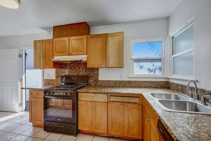 301 E Forhan Street, Long Beach, California 90805