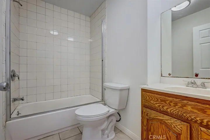 301 E Forhan Street, Long Beach, California 90805