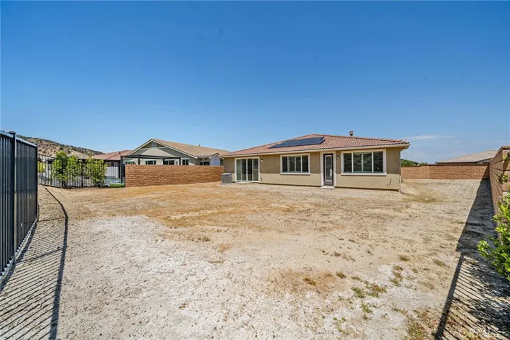 2620 Santa Fiora Drive, Corona, California 92882