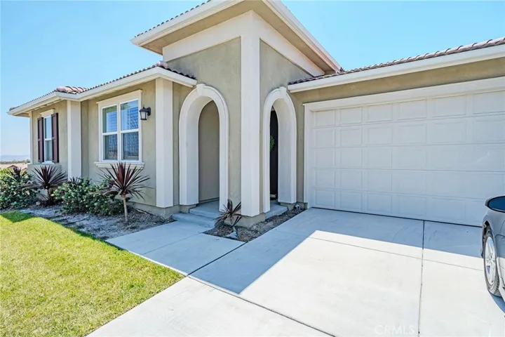 2620 Santa Fiora Drive, Corona, California 92882