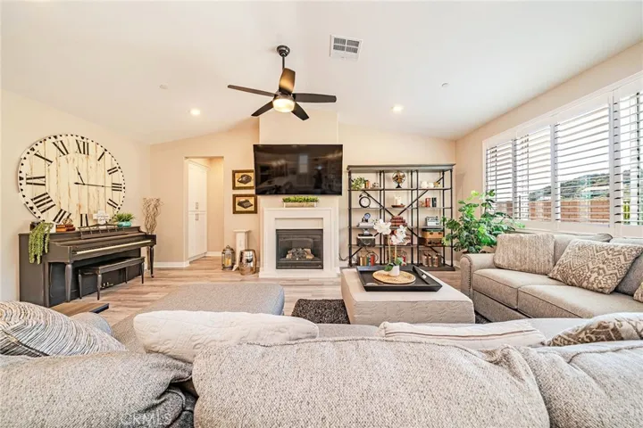 2620 Santa Fiora Drive, Corona, California 92882