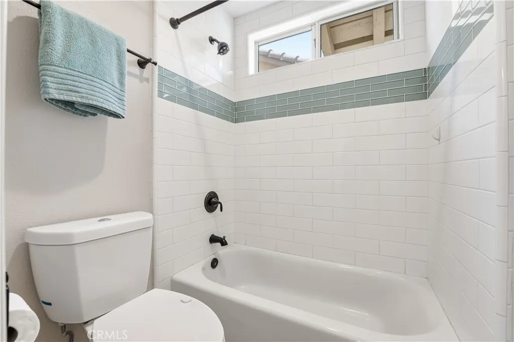 BATHROOM #3 UPSTAIRS