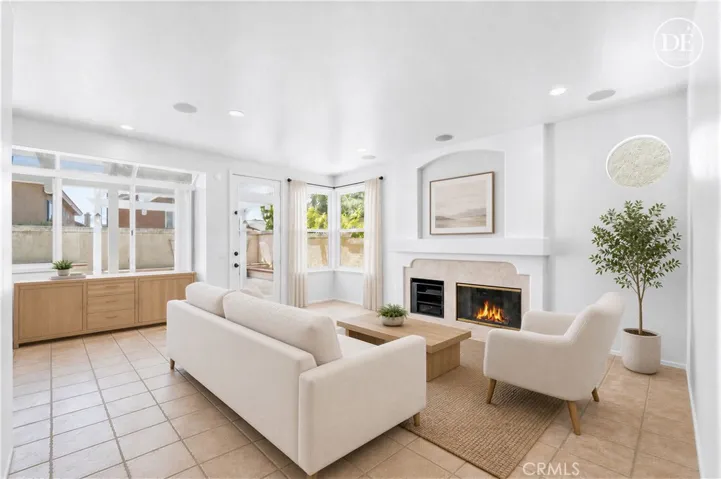 FAMILY ROOM VIRTUALLY STAGED/DIGITALLY ENHANCED