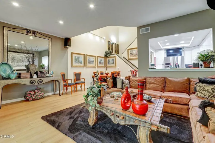 11-22337 Mission Cir-11