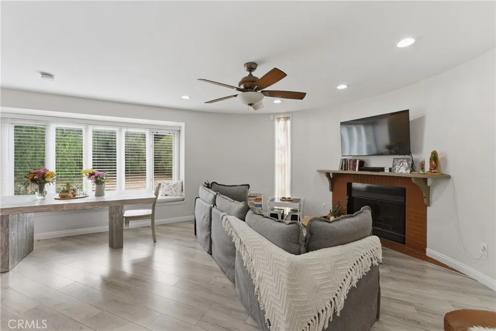 1307 Shadow Lane D, Fullerton, California 92831 — photo 4