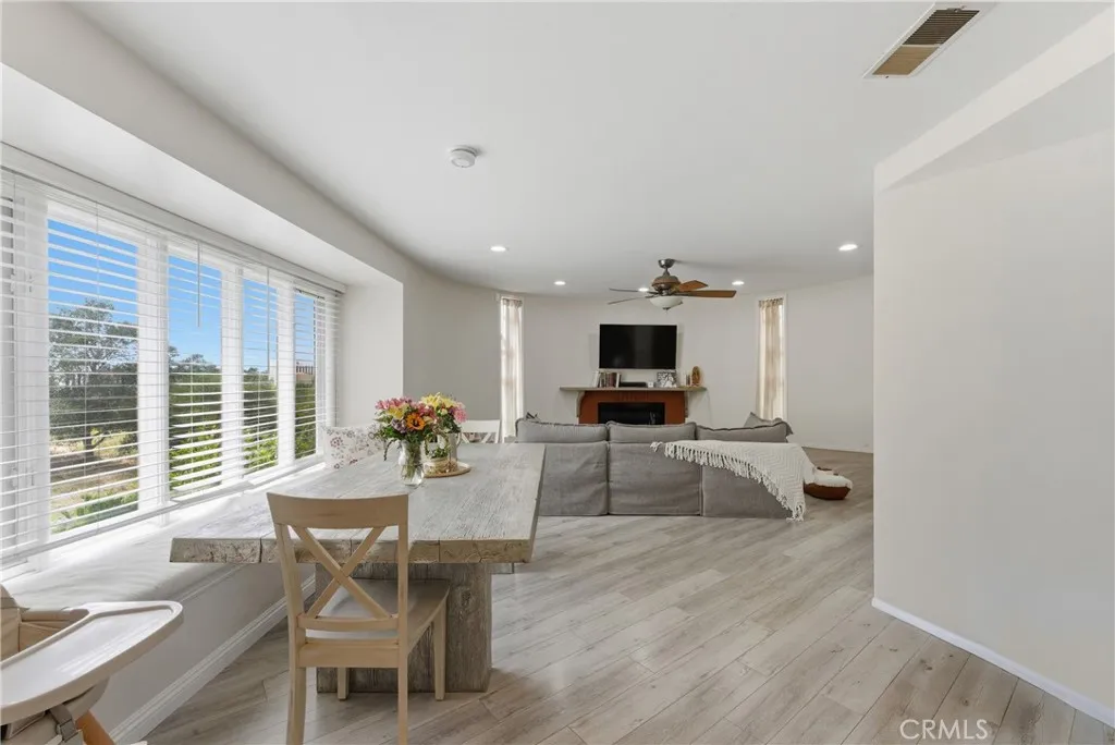 1307 Shadow Ln
