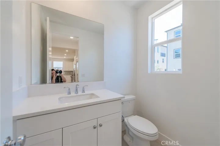 446 Lobata, Irvine, California 92618