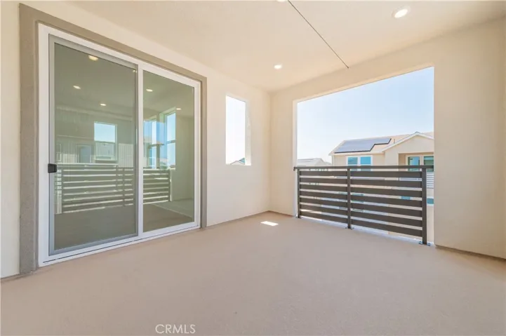446 Lobata, Irvine, California 92618