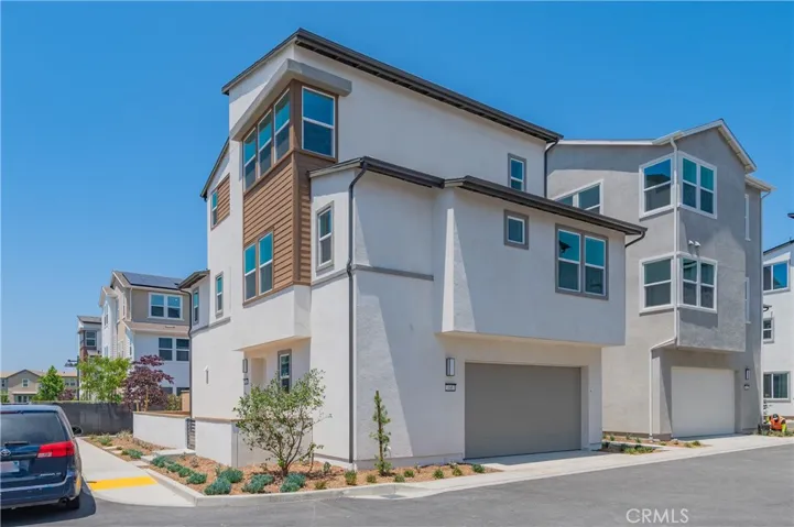 446 Lobata, Irvine, California 92618