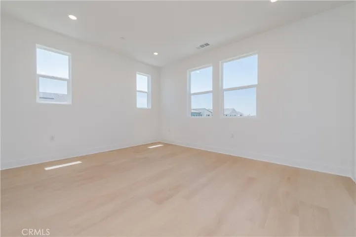 446 Lobata, Irvine, California 92618