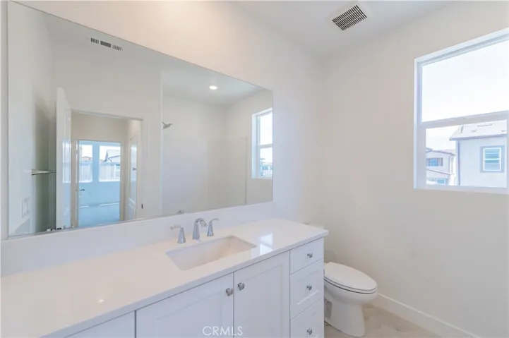 446 Lobata, Irvine, California 92618