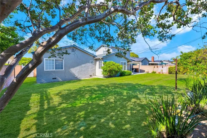 3222 W Sunview, Anaheim, California 92804