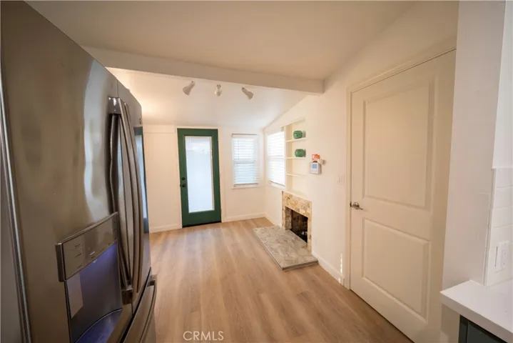 Additional eating nook or flex space w/ decorative fireplace