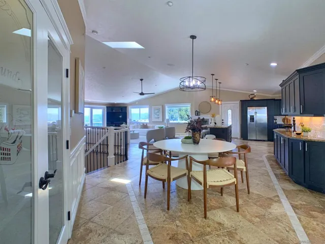 205 Highline Trail, El Cajon, California 92021