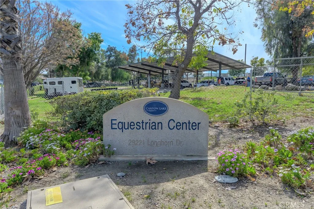 Canyon Lake Equestrian Center